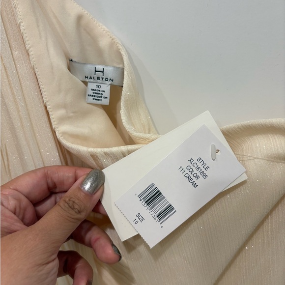 Halston One Shoulder Metallic Gown 10 NWT Wedding - Picture 3 of 3